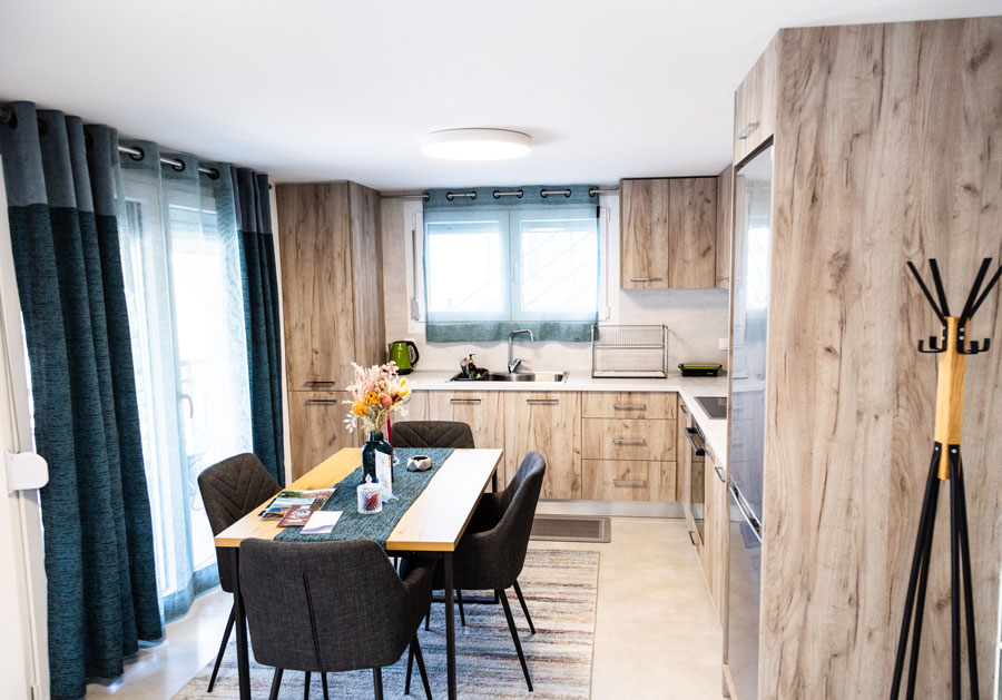 airbnb Καστορια